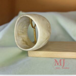 Opulent Vein Bangle